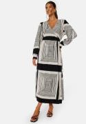 Object Collectors Item Tobina L/S Wrap Dress Black Det: White 34