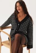 Pieces Pcnilja Knit Shacket Black Checks:white And Silver M