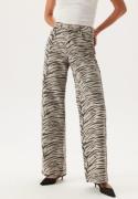 ONLY Onlhope Hw Zebra Wide Dnm Light Grey Denim Print:zebra 28/32