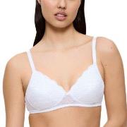 Triumph BH Amourette Non Wired Padded Bra Hvit B 80 Dame