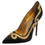 Pre-owned Svart sateng Manolo Blahnik haeler