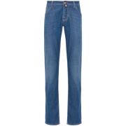 Blå Stretch-Bomull Denim Jeans med Whiskering Effekt