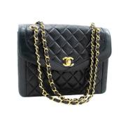 Pre-owned Navy Leather Chanel Klaffveske