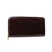 Pre-owned Leather wallets