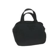 Pre-owned Nylon handbags