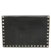 Pre-owned Leather clutches