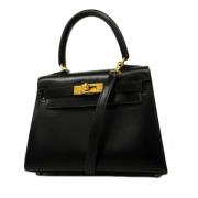 Pre-owned Leather handbags