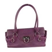 Pre-owned Fabric handbags