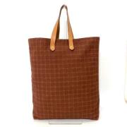 Pre-owned Fabric handbags