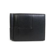 Pre-owned Leather wallets