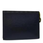 Pre-owned Leather clutches