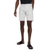 Hvite Chino Shorts for Sommerdager