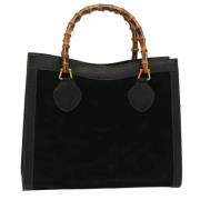 Pre-owned Suede handbags