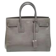 Pre-owned Leather totes