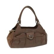 Pre-owned Leather handbags