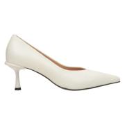 Kvinner Melke-Beige Ekte Lær Pumps med Spiss Tå Er00115098