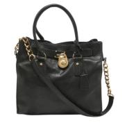 Pre-owned Leather handbags