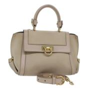 Pre-owned Leather handbags