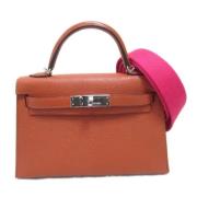 Pre-owned Leather handbags