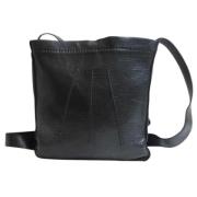 Pre-owned Leather crossbody-bags