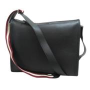 Pre-owned Leather shoulder-bags