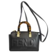 Pre-owned Leather fendi-bags