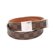 Pre-owned Leather belts