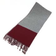 Pre-owned Fabric scarves