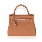 Pre-owned Leather handbags