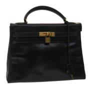 Pre-owned Leather handbags