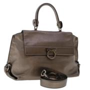 Pre-owned Leather handbags