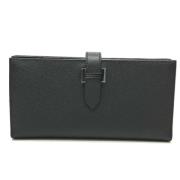 Pre-owned Leather wallets