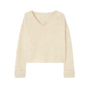 V-neck Knitwear