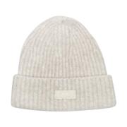 Ull Bouclè Beanie Lue