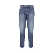 Jeans med 98% bomull 2% elastan