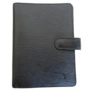 Pre-owned Leather wallets