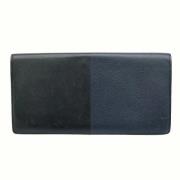 Pre-owned Leather wallets