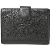 Pre-owned Leather wallets