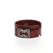 Pre-owned Leather bracelets