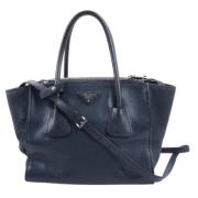 Pre-owned Leather handbags