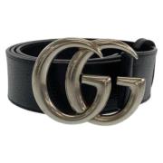 Pre-owned Leather belts