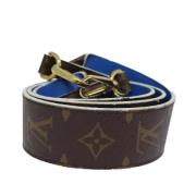 Pre-owned Canvas belts