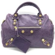 Pre-owned Fabric handbags