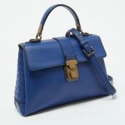 Pre-owned Leather handbags