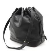 Pre-owned Leather shoulder-bags