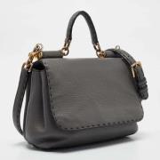 Pre-owned Leather handbags