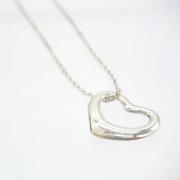 Pre-owned Silver necklaces