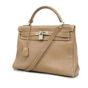 Pre-owned Leather handbags