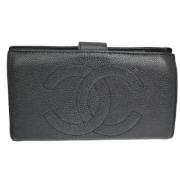 Pre-owned Leather wallets