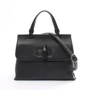 Pre-owned Leather handbags